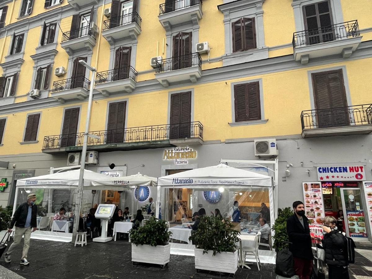 B&B House Bamba Luxury Napoli Esterno foto