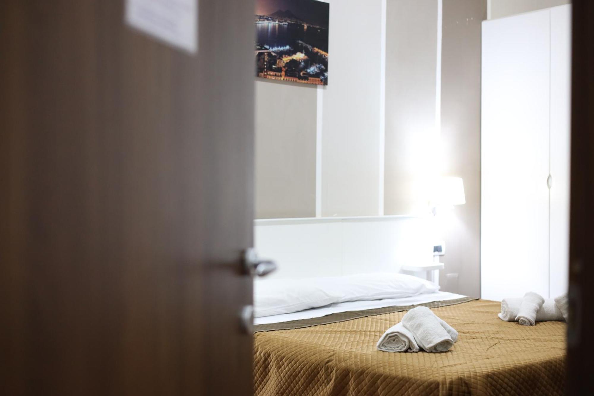 B&B House Bamba Luxury Napoli Esterno foto