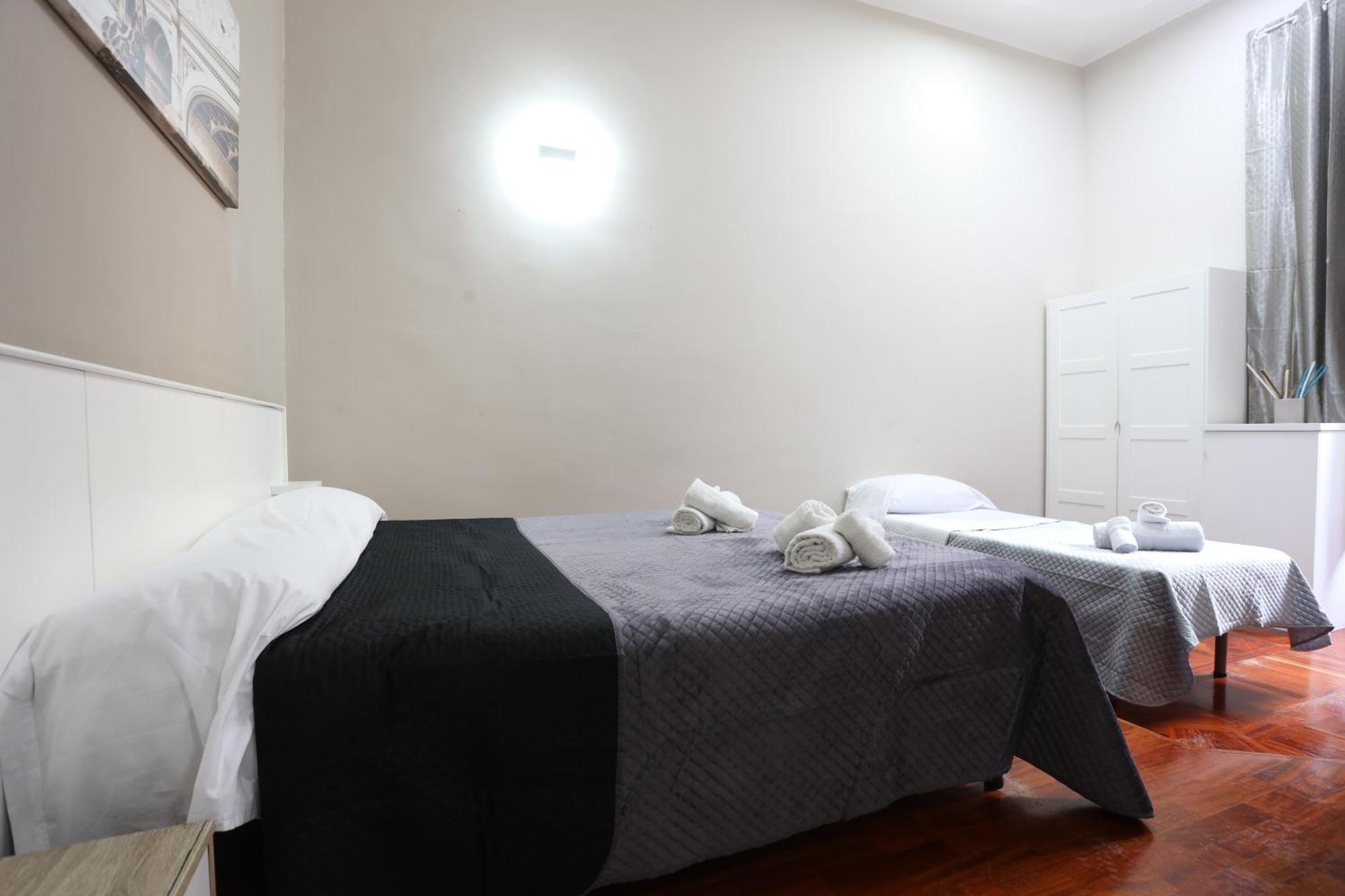 B&B House Bamba Luxury Napoli Esterno foto