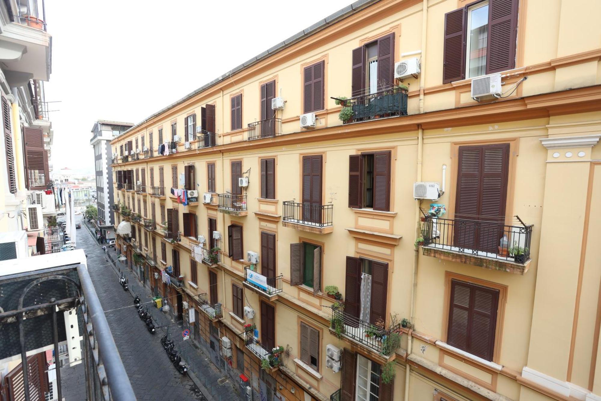 B&B House Bamba Luxury Napoli Esterno foto