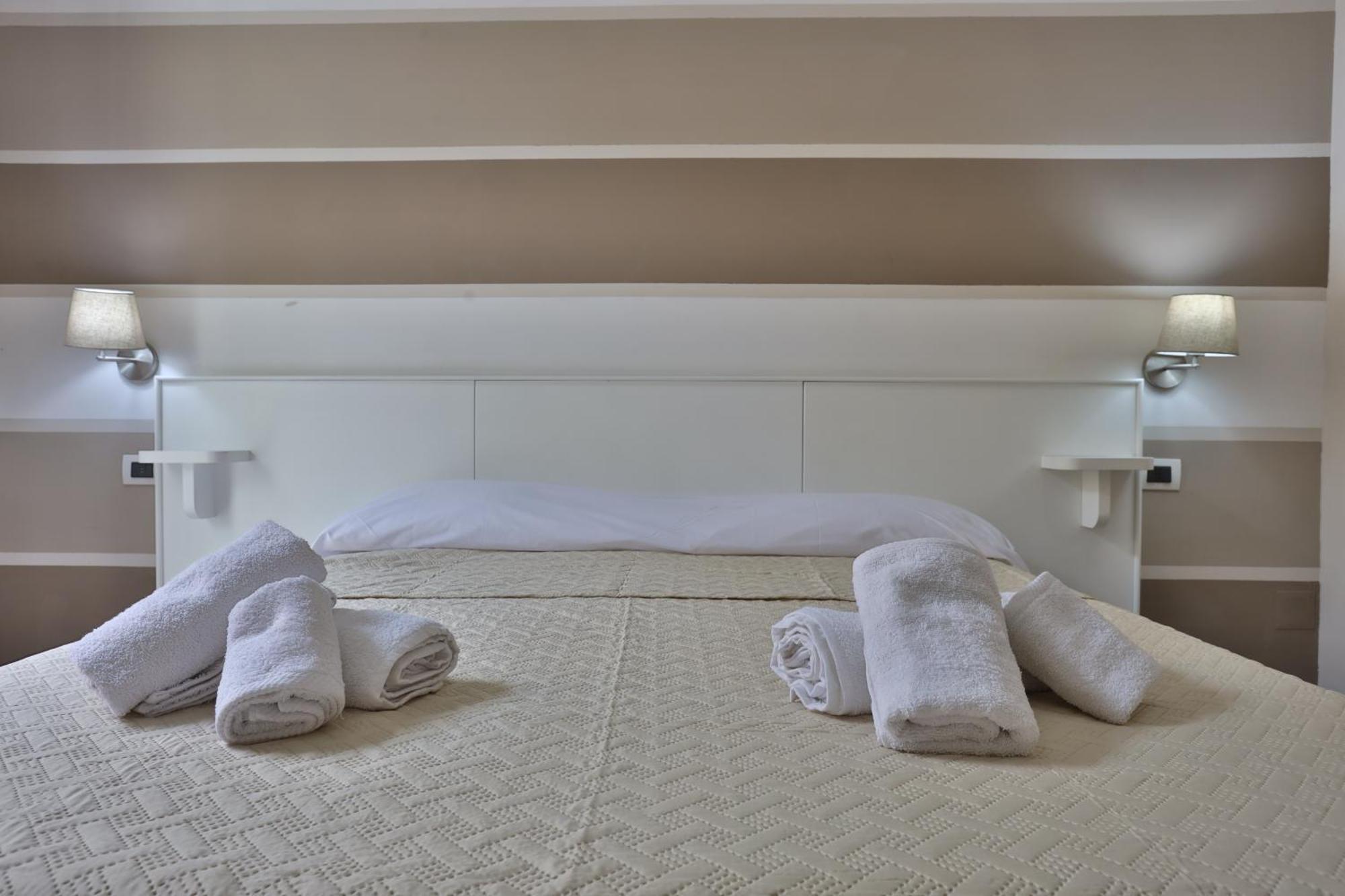 B&B House Bamba Luxury Napoli Esterno foto